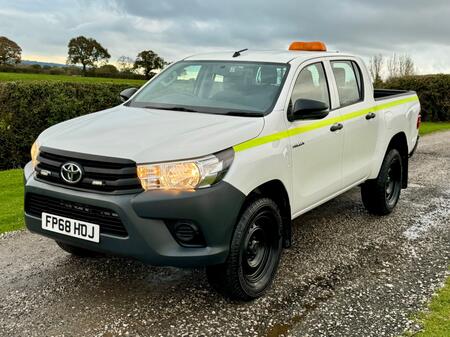 TOYOTA HILUX 2.4 D-4D Active DOUBLE CAB PICK UP 