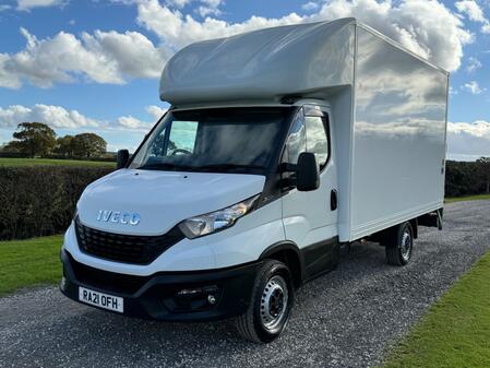 IVECO DAILY 2.3 D HPI 14V 35S 3000 LUTON TAILLIFT 