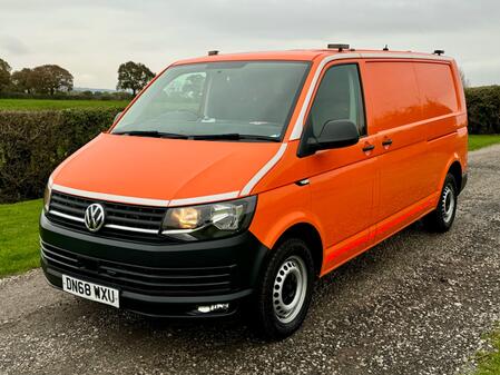 VOLKSWAGEN TRANSPORTER 2.0 TDI T32 BlueMotion Tech Startline LWB DSG 